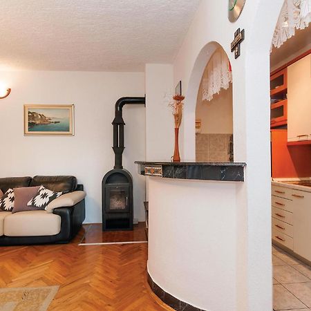 Lovely Apartment In Rovanjska With House Sea View Eksteriør bilde
