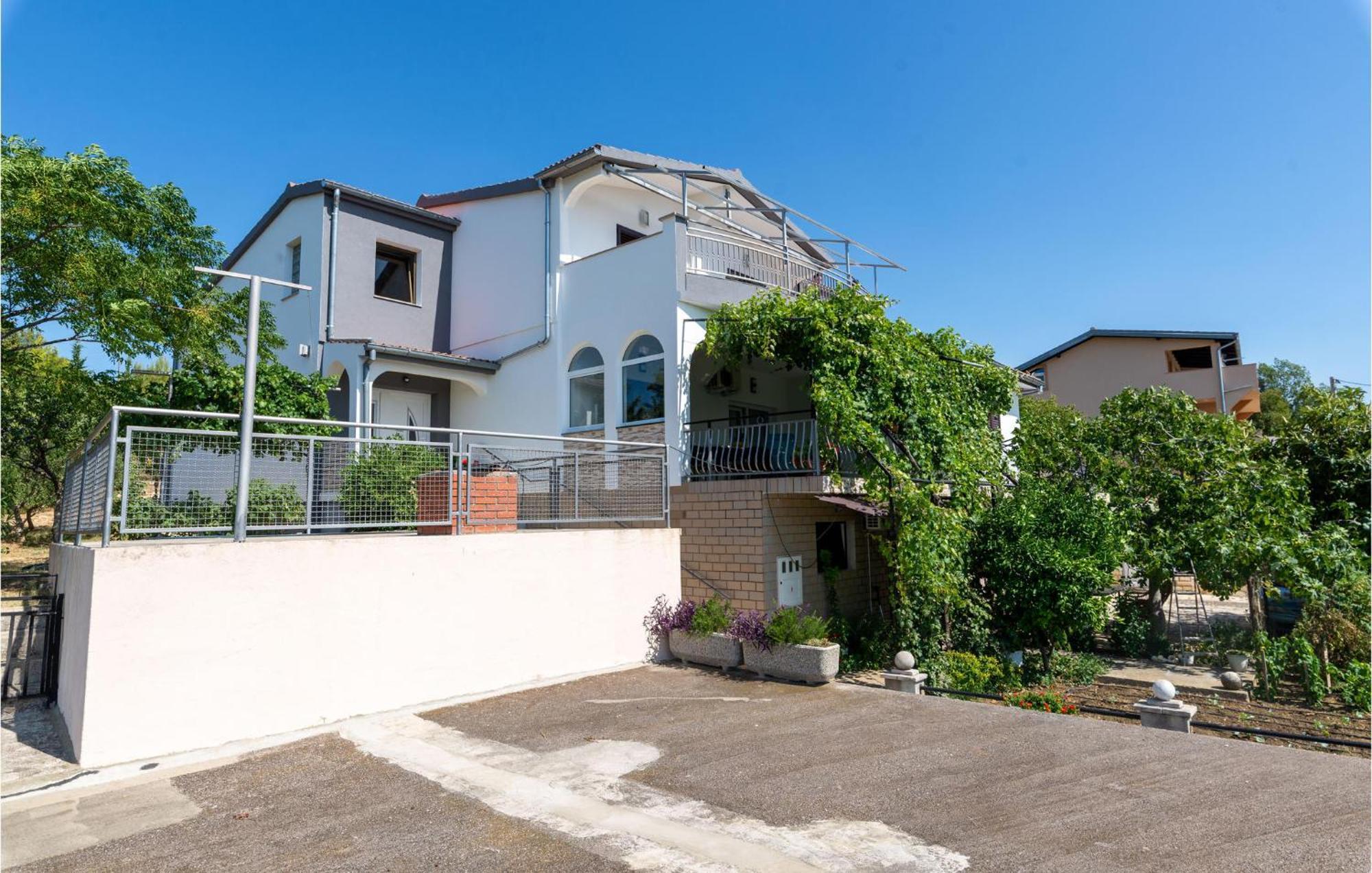 Lovely Apartment In Rovanjska With House Sea View Eksteriør bilde