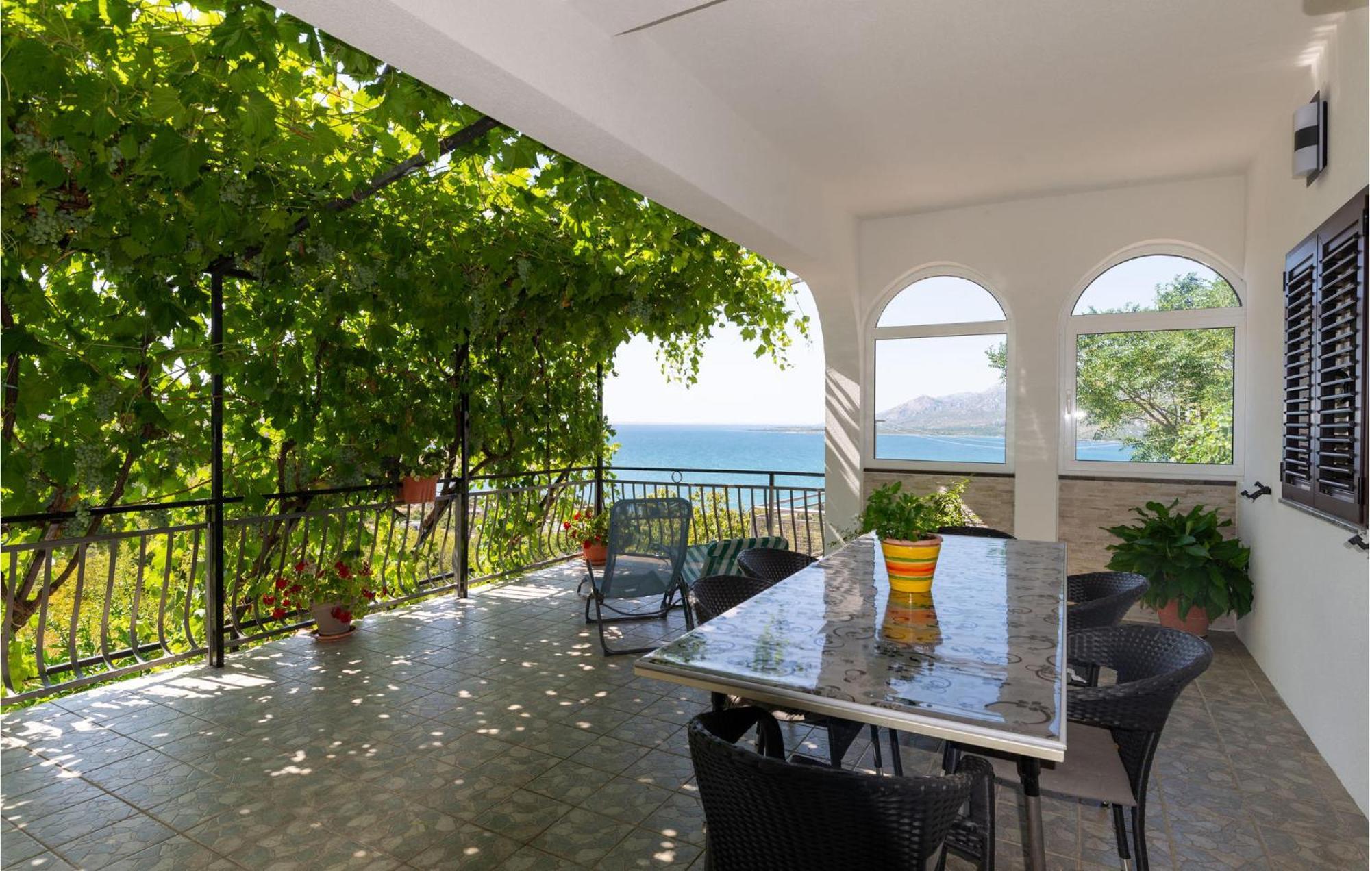 Lovely Apartment In Rovanjska With House Sea View Eksteriør bilde